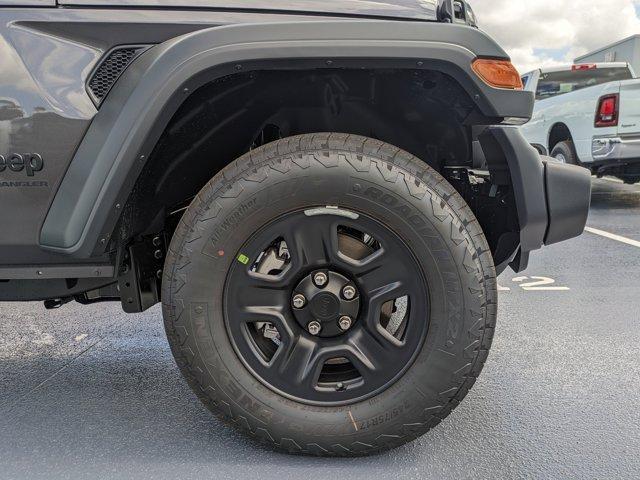 new 2025 Jeep Wrangler car, priced at $39,545