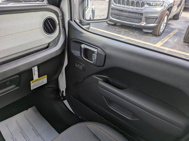 new 2025 Jeep Wrangler car, priced at $37,299