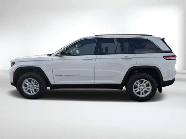 new 2025 Jeep Grand Cherokee car, priced at $38,695