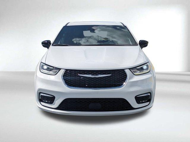 new 2026 Chrysler Pacifica car, priced at $40,989