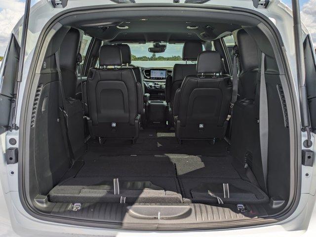 new 2026 Chrysler Pacifica car, priced at $40,989