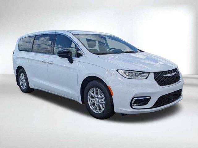 new 2026 Chrysler Pacifica car, priced at $40,989