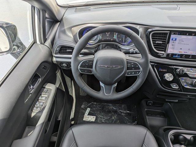 new 2026 Chrysler Pacifica car, priced at $40,989