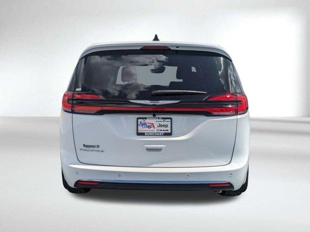 new 2026 Chrysler Pacifica car, priced at $40,989