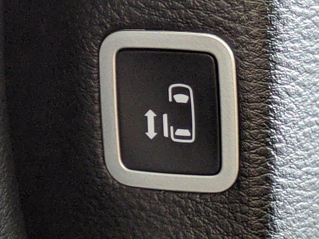 new 2026 Chrysler Voyager car, priced at $38,865