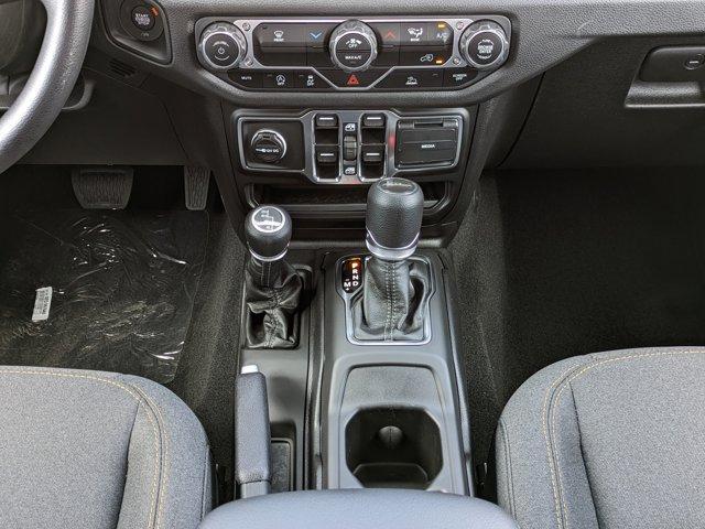 new 2025 Jeep Gladiator car, priced at $34,939