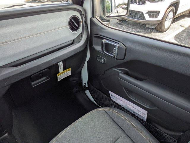 new 2025 Jeep Gladiator car, priced at $34,939