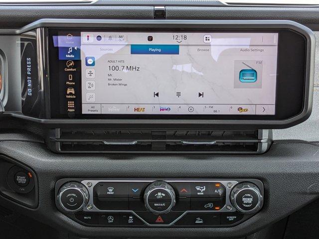 new 2025 Jeep Gladiator car, priced at $34,939