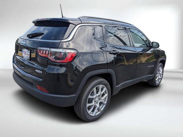 new 2024 Jeep Compass car, priced at $32,999