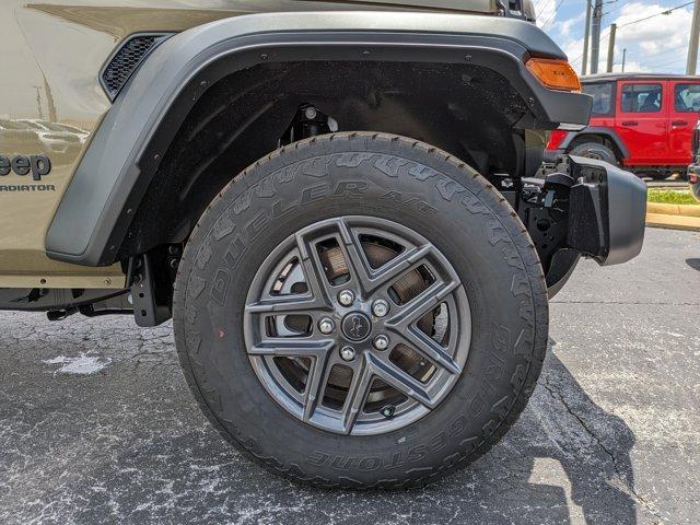 new 2025 Jeep Gladiator car, priced at $42,487