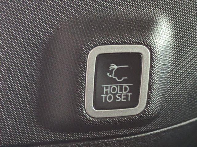 new 2025 Jeep Grand Cherokee car, priced at $37,352