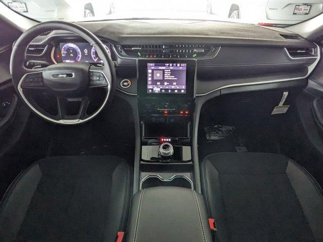 new 2025 Jeep Grand Cherokee car, priced at $37,352