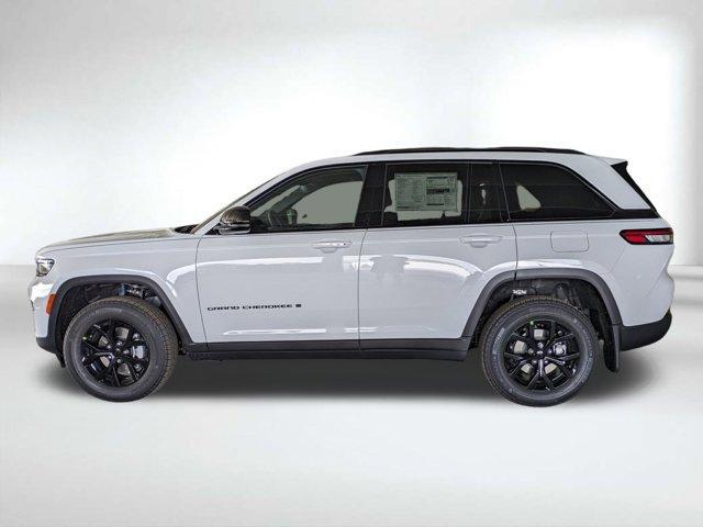 new 2025 Jeep Grand Cherokee car, priced at $37,352