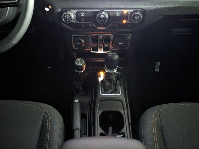 new 2025 Jeep Wrangler car, priced at $38,745