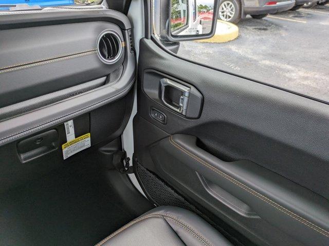 new 2025 Jeep Gladiator car, priced at $44,498