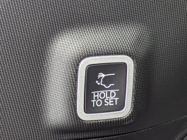 new 2025 Jeep Grand Cherokee car, priced at $36,997