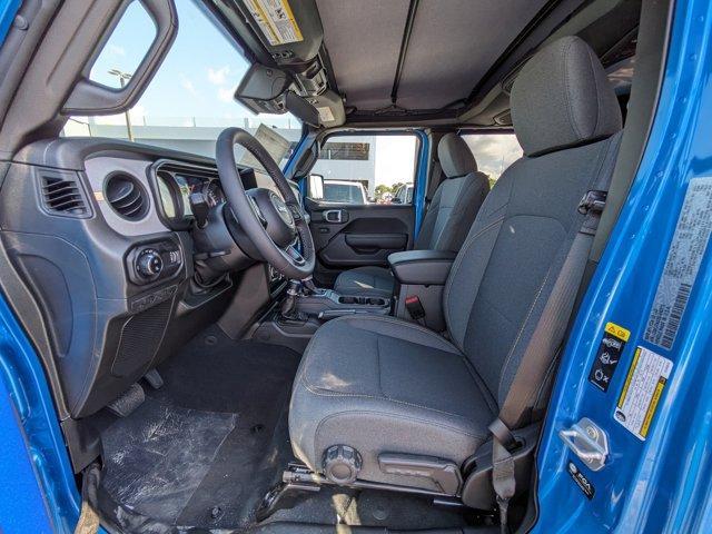 new 2025 Jeep Gladiator car, priced at $38,499