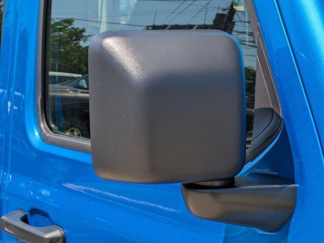 new 2025 Jeep Gladiator car, priced at $43,985