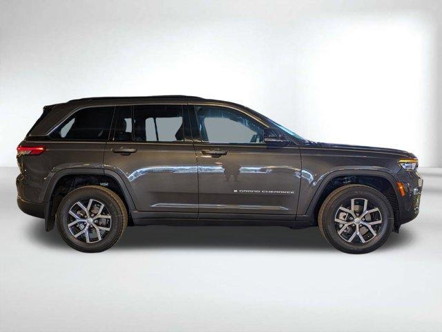 new 2025 Jeep Grand Cherokee car, priced at $36,987