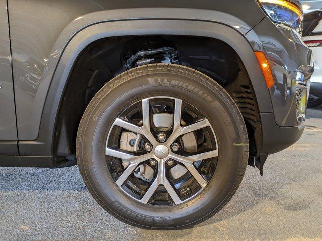 new 2025 Jeep Grand Cherokee car, priced at $36,987