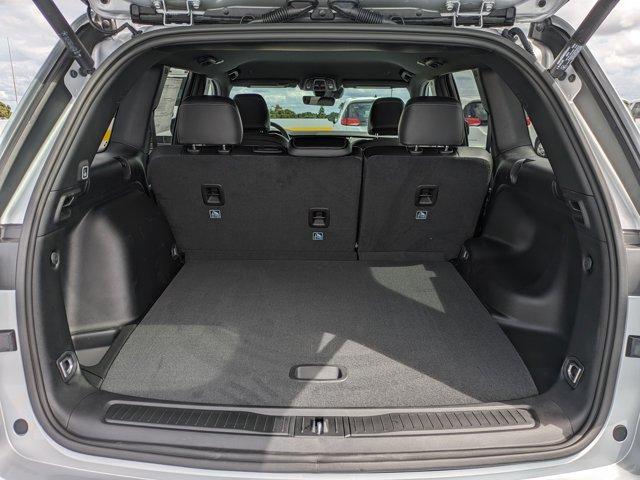 new 2025 Jeep Grand Cherokee car, priced at $37,677