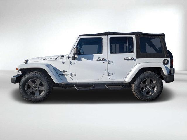 used 2015 Jeep Wrangler Unlimited car, priced at $19,139