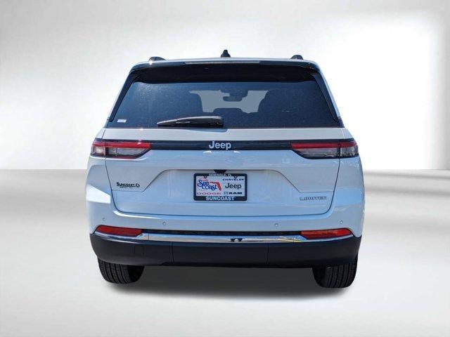 new 2025 Jeep Grand Cherokee car, priced at $33,499