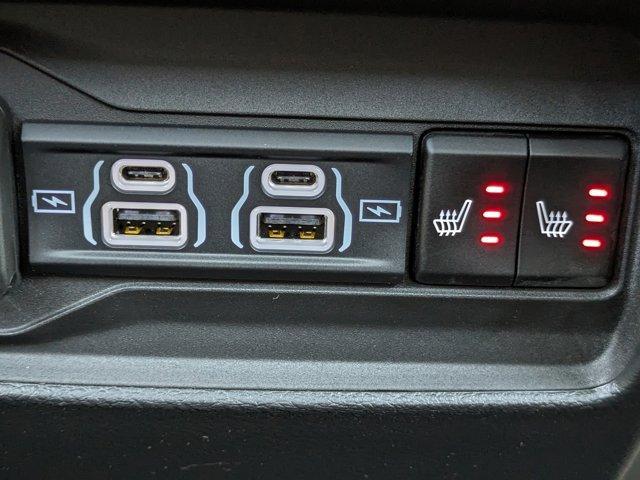 new 2025 Jeep Grand Cherokee car, priced at $33,499