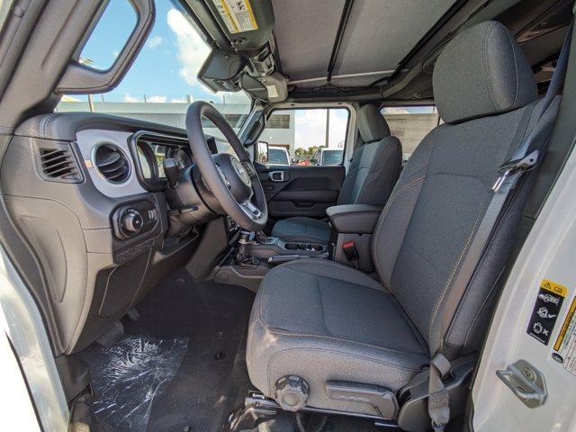 new 2025 Jeep Wrangler car, priced at $46,446