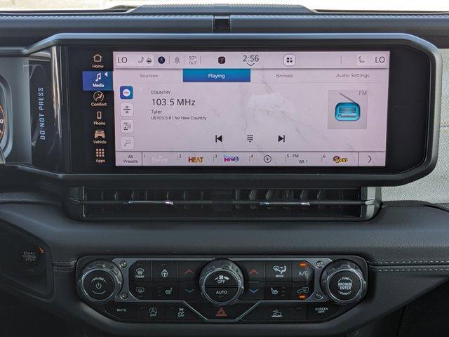 new 2025 Jeep Wrangler car, priced at $46,446