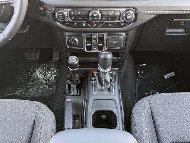 new 2025 Jeep Wrangler car, priced at $46,446