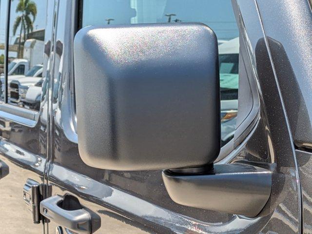 new 2025 Jeep Gladiator car, priced at $45,265