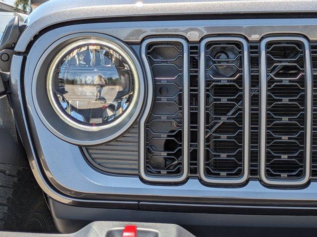 new 2025 Jeep Gladiator car, priced at $45,265