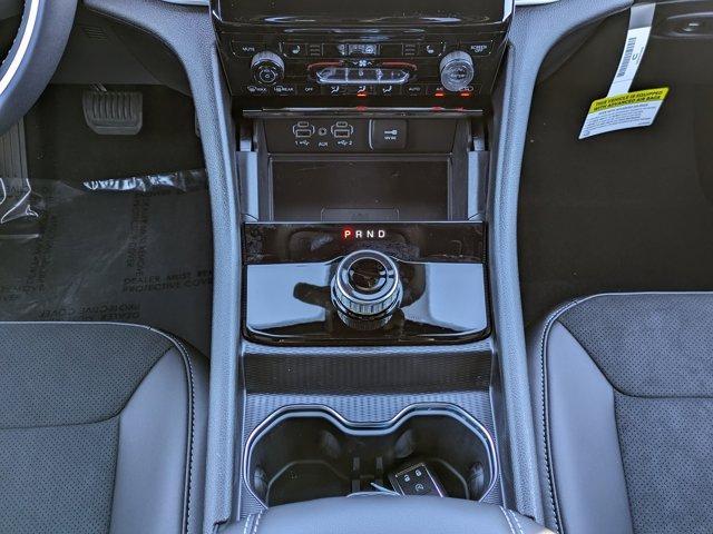 new 2025 Jeep Grand Cherokee car, priced at $37,998