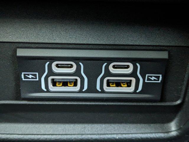 new 2025 Jeep Grand Cherokee car, priced at $37,998