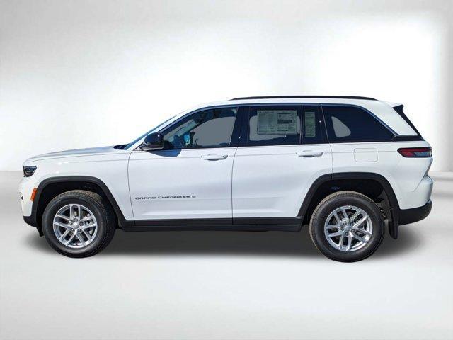 new 2025 Jeep Grand Cherokee car, priced at $34,990