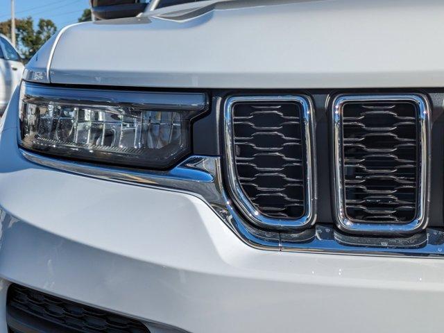 new 2025 Jeep Grand Cherokee car, priced at $34,990