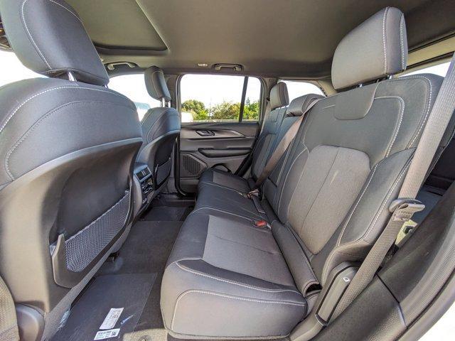 new 2025 Jeep Grand Cherokee car, priced at $34,990