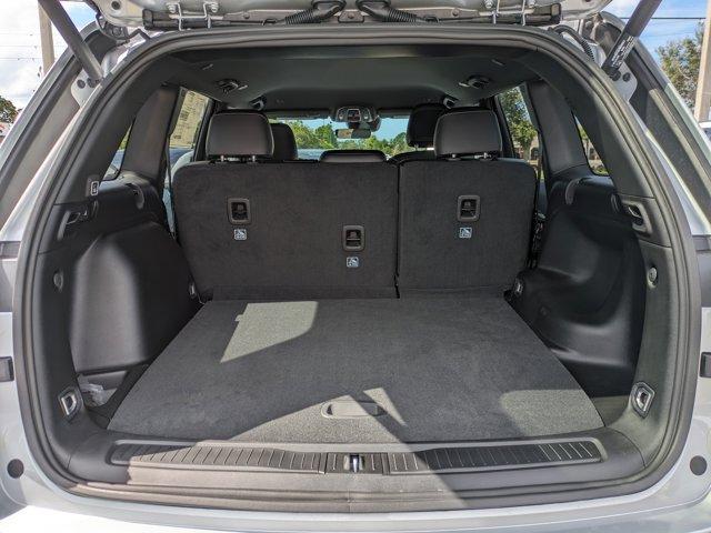 new 2025 Jeep Grand Cherokee car, priced at $34,498