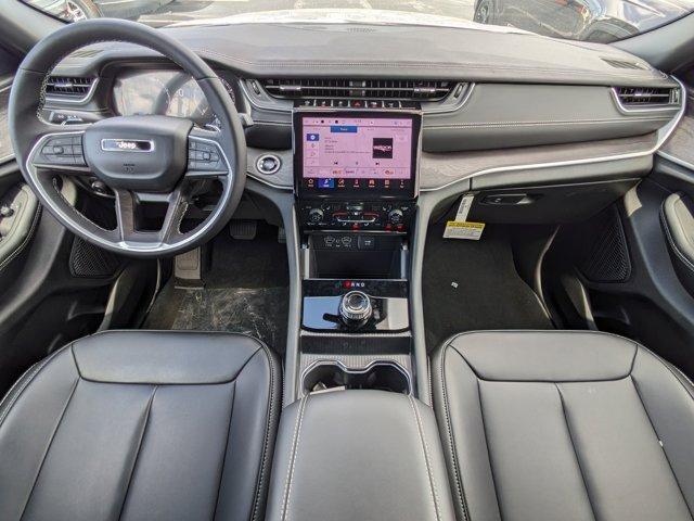 new 2025 Jeep Grand Cherokee car, priced at $34,498