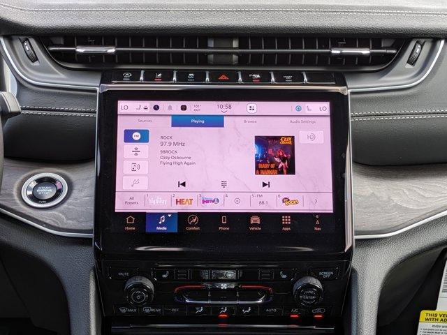 new 2025 Jeep Grand Cherokee car, priced at $34,498