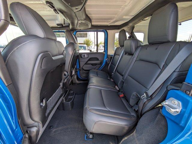 new 2025 Jeep Wrangler car, priced at $47,498