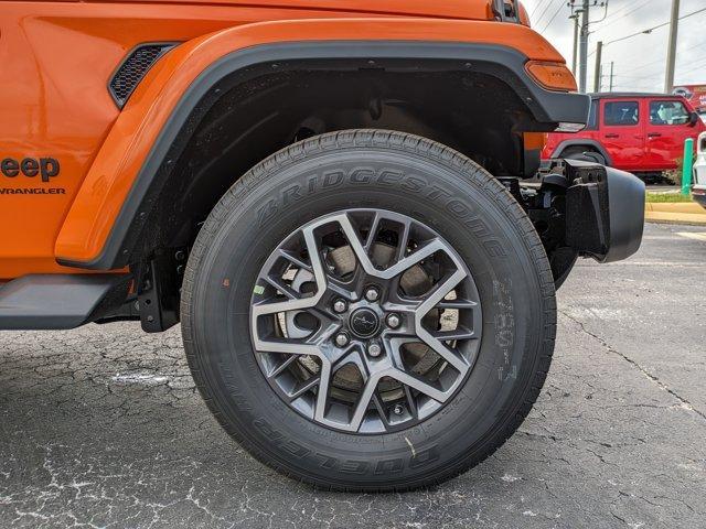 new 2025 Jeep Wrangler car, priced at $49,986