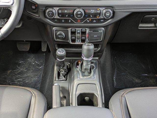 new 2025 Jeep Wrangler car, priced at $49,986