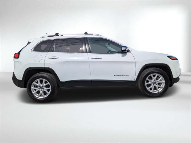 used 2015 Jeep Cherokee car, priced at $7,995