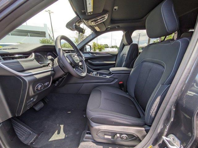 new 2025 Jeep Grand Cherokee L car, priced at $33,999