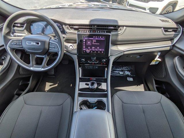 new 2025 Jeep Grand Cherokee L car, priced at $33,999