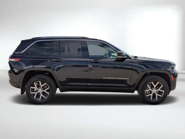 new 2024 Jeep Grand Cherokee car, priced at $50,889