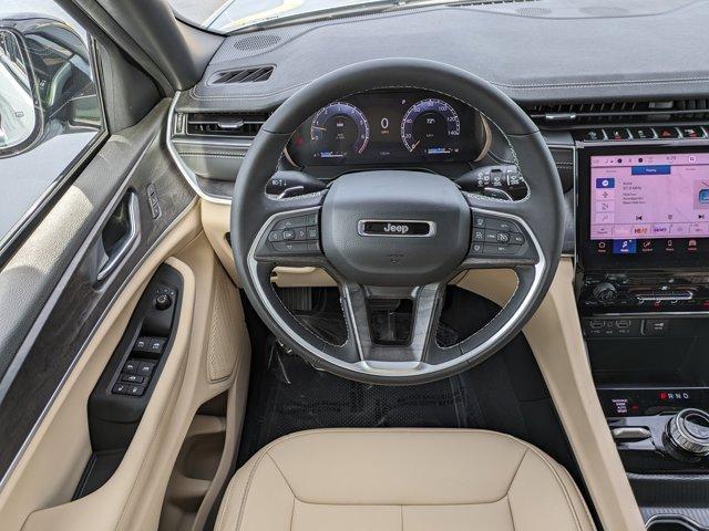 new 2025 Jeep Grand Cherokee car, priced at $39,187