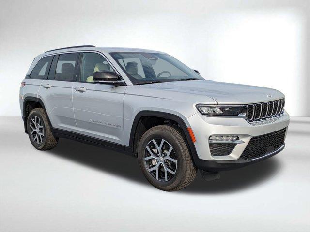 new 2025 Jeep Grand Cherokee car, priced at $39,187